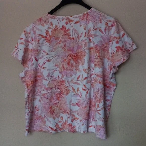 Croft & Barrow Classic Tee Size 3X Pullover Tshirt Bold Floral Print - Picture 4 of 7